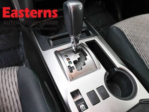 Used 2015 Toyota 4Runner SR5 AWD/4WD image 12
