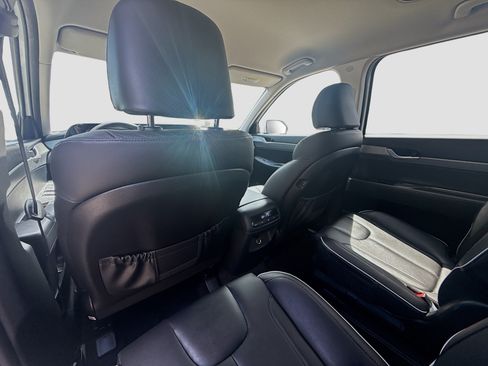 Used 2025 Hyundai Palisade SEL FWD image 22