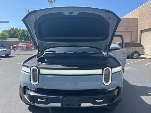 Used 2022 Rivian R1S Launch Edition image 26