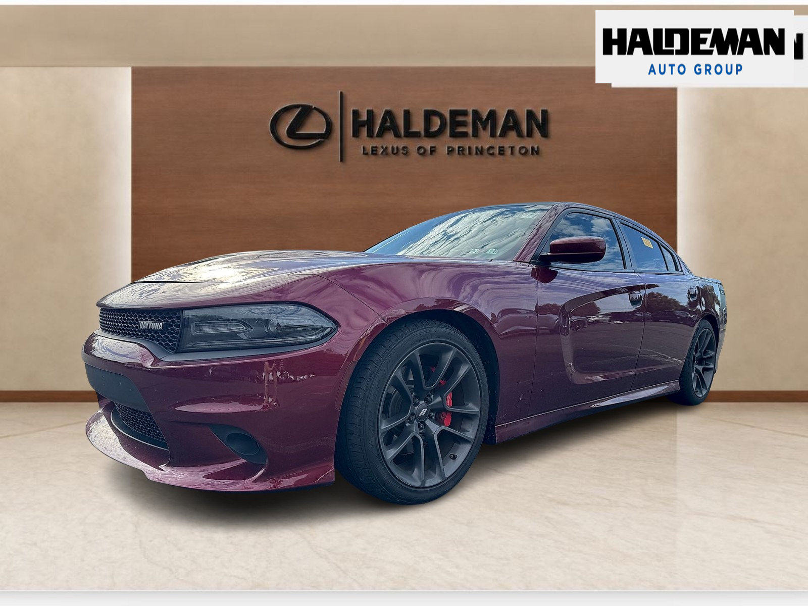 Used 2021 Dodge Charger R/T w/ Daytona Edition Group RWD image 2