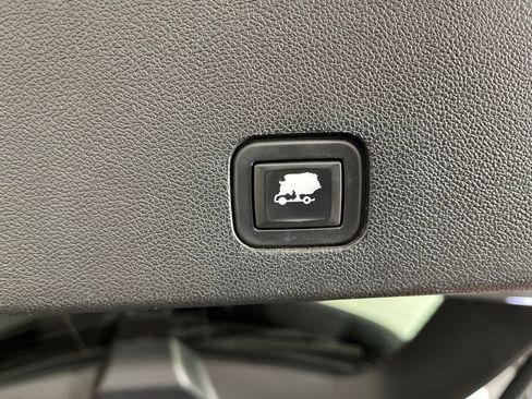 Used 2020 Cadillac XT6 Premium Luxury AWD/4WD image 15