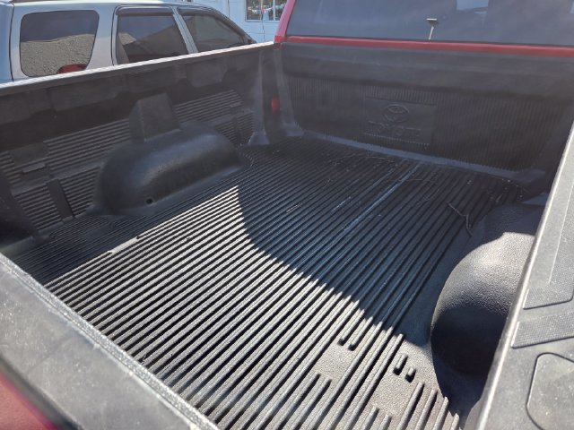 Used 2012 Toyota Tundra 4x4 Double Cab w/ Tow Pkg image 6