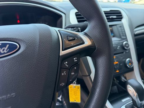 Used 2014 Ford Fusion S FWD image 16