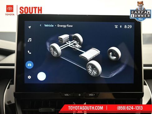 Used 2026 Toyota Corolla SE w/ SE Premium Package image 17