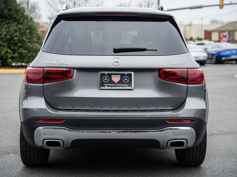 New 2026 Mercedes-Benz GLB 250 4MATIC image 6