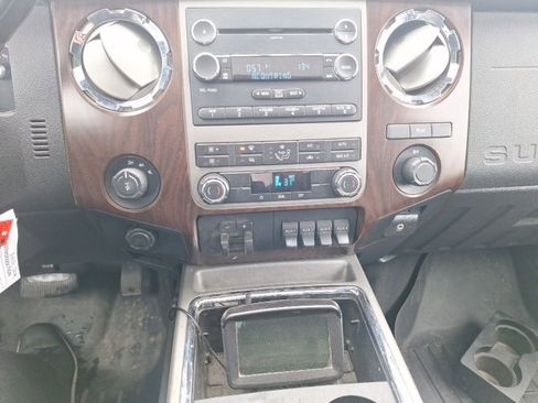 Used 2011 Ford F350 Lariat w/ Chrome Pkg image 17