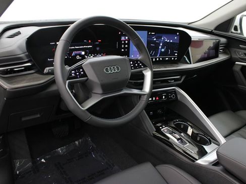 New 2025 Audi Q5 Prestige image 15