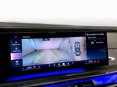 Certified 2023 BMW 760i xDrive AWD/4WD image 27