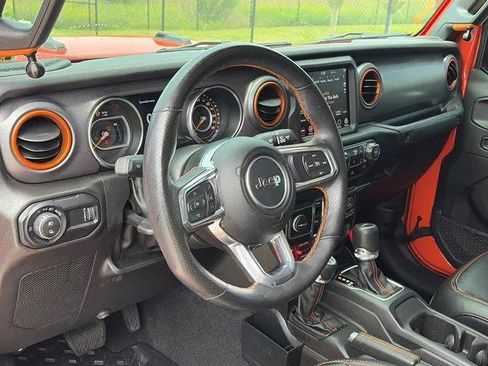 Used 2023 Jeep Gladiator Mojave w/ LED Lighting Group AWD/4WD image 16
