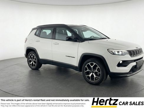 Used 2025 Jeep Compass Limited AWD/4WD image 1