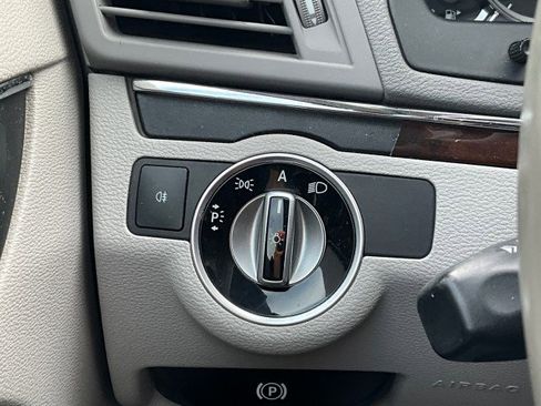 Used 2011 Mercedes-Benz E 350 Cabriolet image 19