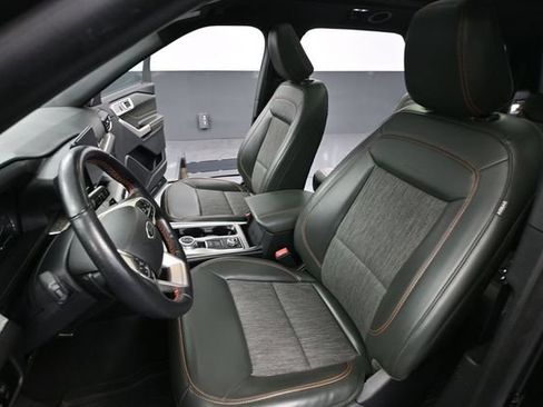 Used 2022 Ford Explorer Timberline w/ Timberline Technology Package AWD/4WD image 24