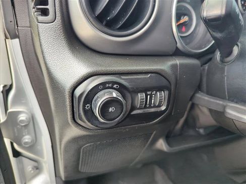 Used 2022 Jeep Wrangler Unlimited Sport AWD/4WD image 28