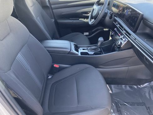 Used 2025 Hyundai Tucson SEL image 9