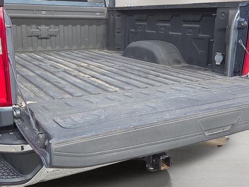 Used 2020 Chevrolet Silverado 2500 LTZ w/ LTZ Plus Package image 9