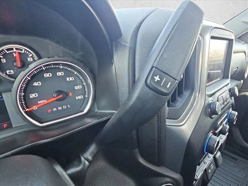 Used 2021 Chevrolet Silverado 1500 LT image 12