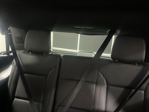 Used 2023 Chevrolet Tahoe LT image 32