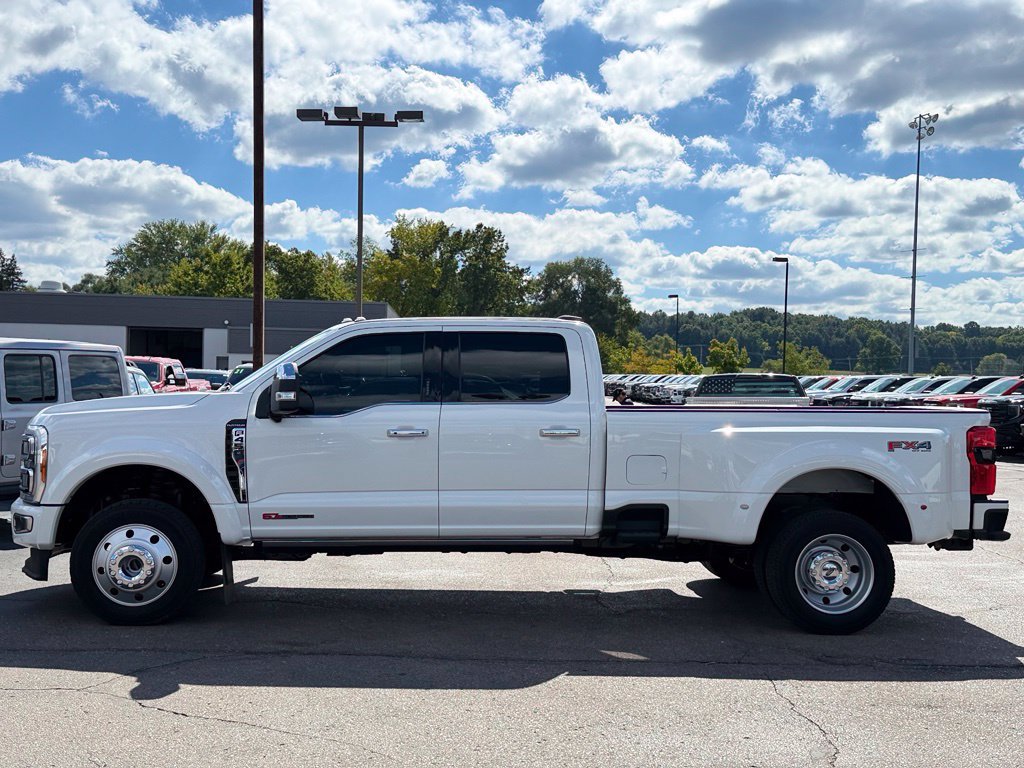 Certified 2023 Ford F450 Platinum w/ FX4 Off-Road Package AWD/4WD image 47