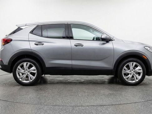 Used 2025 Buick Encore GX Preferred AWD/4WD image 11