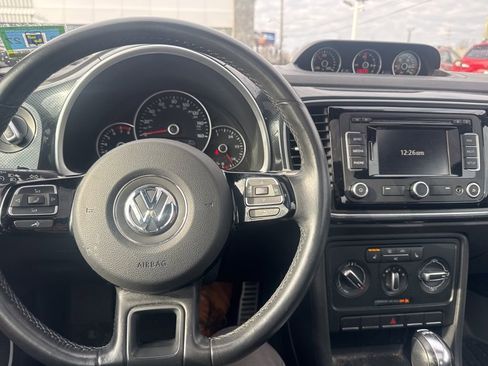 Used 2012 Volkswagen Beetle 2.0T w/ Lamp & Wheel Pkg image 20