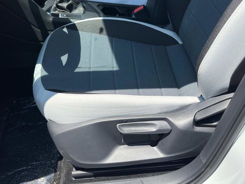 New 2025 Volkswagen Taos S image 15