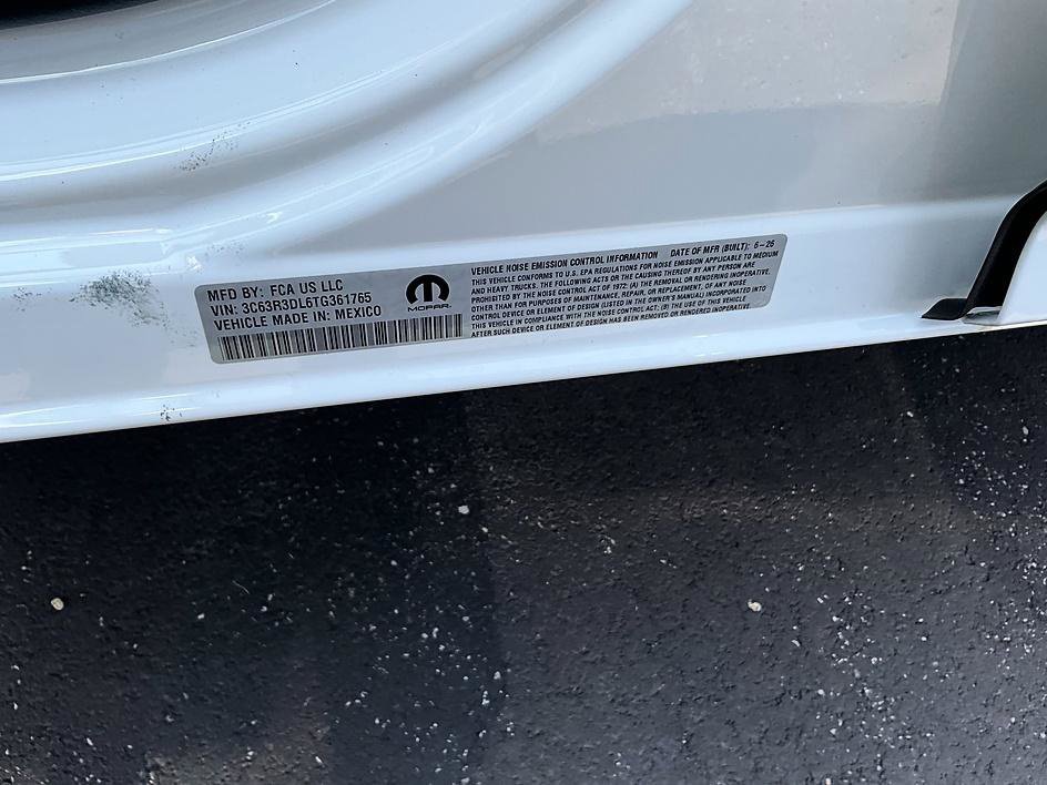 New 2026 RAM 3500 Big Horn AWD/4WD image 38
