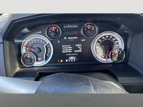 Used 2017 RAM 1500 Laramie w/ Convenience Group image 18