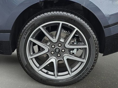 New 2026 Land Rover Range Rover Velar Dynamic SE image 35