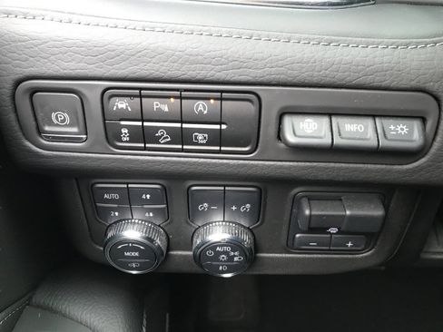 Certified 2023 GMC Yukon Denali w/ Max Trailering Package image 20