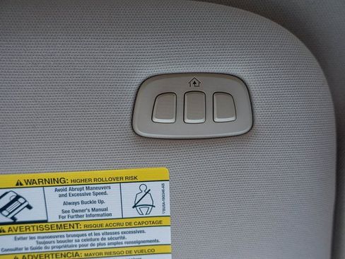 Used 2022 Ford Expedition Max XLT image 44