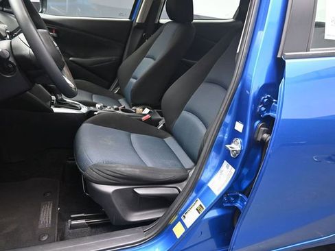 Used 2019 Toyota Yaris LE image 18