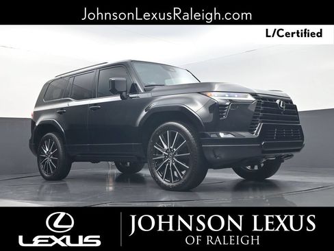 Used 2025 Lexus GX 550 w/ Cold Area Package AWD/4WD image 16