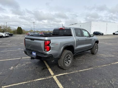 New 2026 Chevrolet Colorado ZR2 w/ Technology Package AWD/4WD image 5