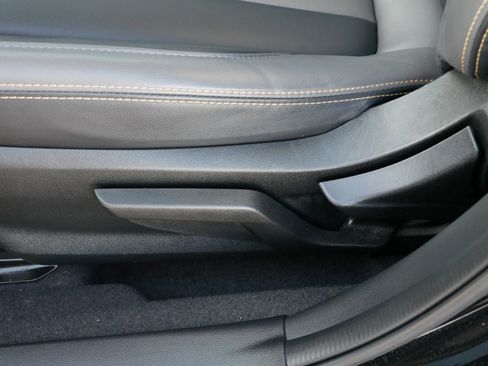 Used 2021 Subaru Crosstrek 2.5i Sport w/ Moonroof Package image 19