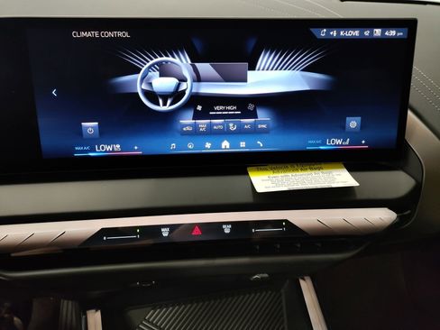 Used 2026 BMW X3 xDrive30 w/ Convenience Package AWD/4WD image 19