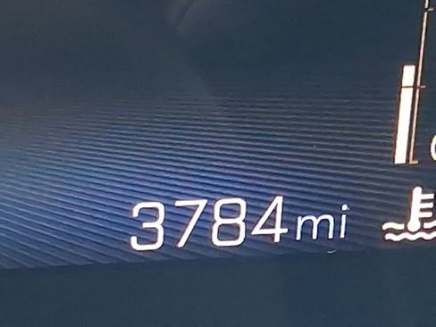 Used 2025 Chevrolet Trax RS w/ Driver Confidence Package image 30