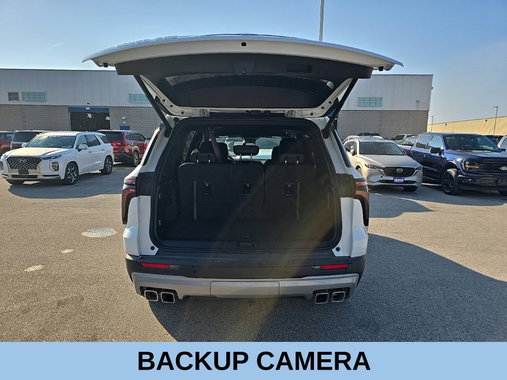 Used 2026 Chevrolet Traverse LT AWD/4WD image 6