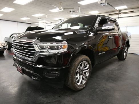 Used 2022 RAM 1500 Limited image 3