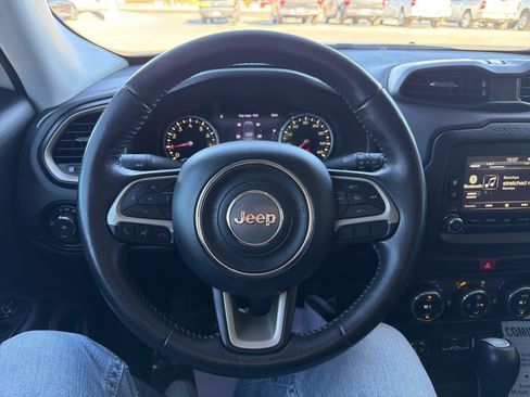 Used 2017 Jeep Renegade Trailhawk image 15