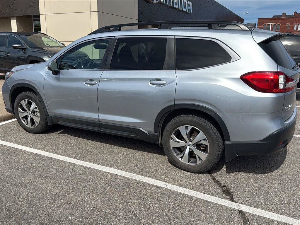 Used 2021 Subaru Ascent Premium w/ Convenience Package AWD/4WD image 11