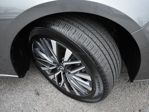 Used 2023 Nissan Altima 2.5 SV image 41