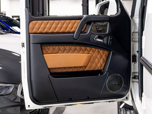 Used 2018 Mercedes-Benz G 63 AMG 4MATIC image 55