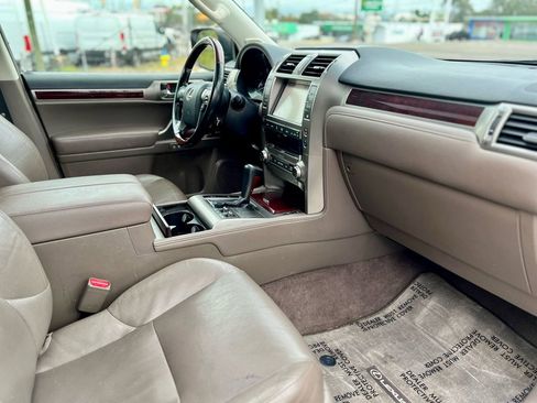 Used 2017 Lexus GX 460 Premium image 21