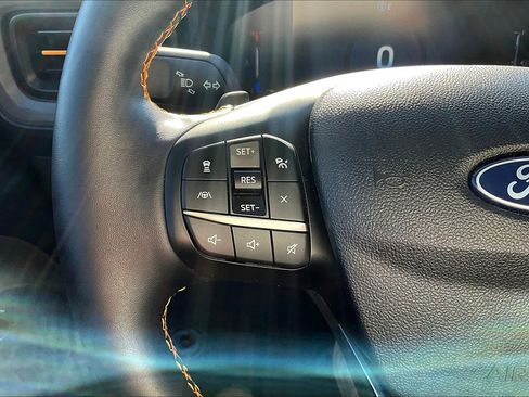 Used 2025 Ford Maverick Tremor image 22