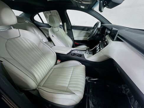 Used 2023 Genesis G70 2.0T w/ Sport Prestige Package RWD image 12