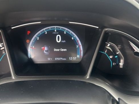 Used 2020 Honda Civic EX image 4
