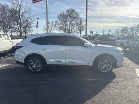 Used 2023 Acura MDX SH-AWD w/ Advance Package image 4