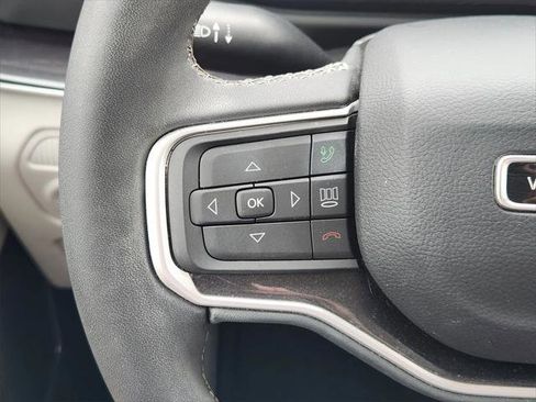 Certified 2024 Jeep Wagoneer L 2WD w/ Convenience Group I image 33