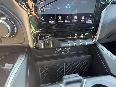 New 2026 RAM 1500 Big Horn AWD/4WD image 28