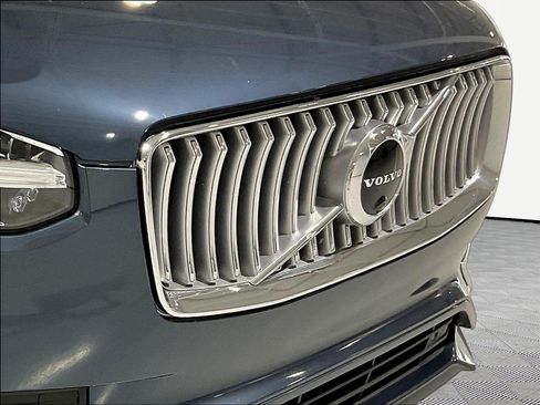 Used 2022 Volvo XC90 T8 Inscription Expression w/ Advanced Package AWD/4WD image 34